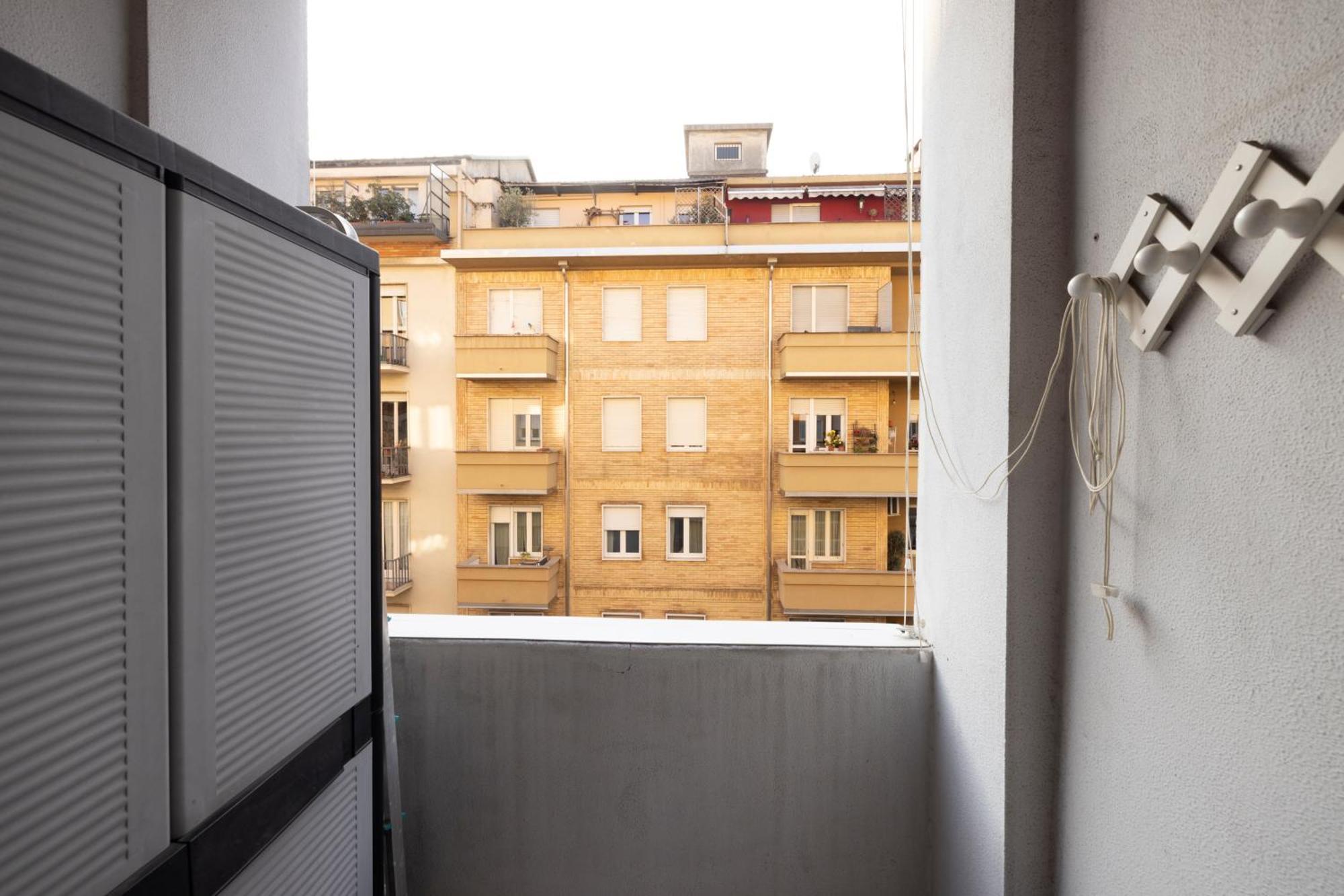 Tra Porta Susa E Piazza Statuto -Cortile Interno- ตูริน ภายนอก รูปภาพ